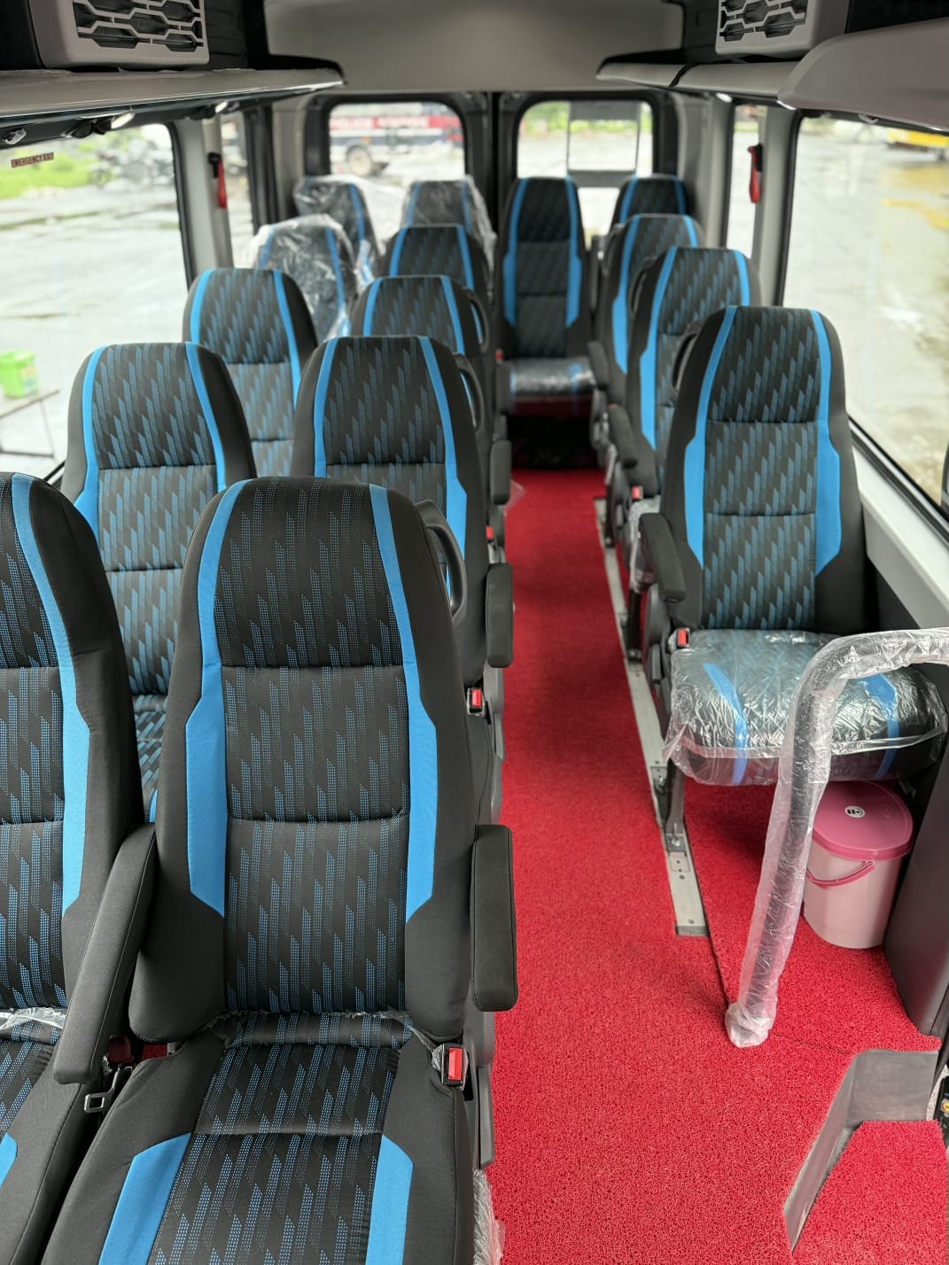 Urbania Tempo Traveller Hire in Chandigarh photo 2